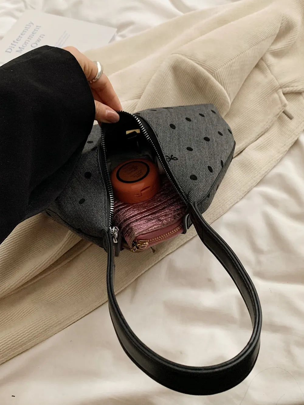Sac à bandoulière forme lune