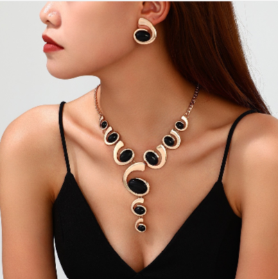 Modern Geometric Black & White Resin  Jewelry Set Gold Plated Curve Necklace Matching Stud Earrings Women Party Accessory