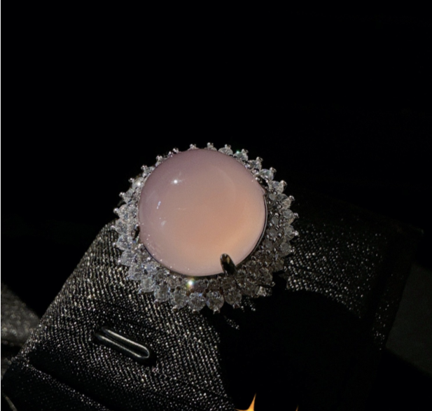 Set of necklace and ring with round pink gemstone, silver-plated zirconia