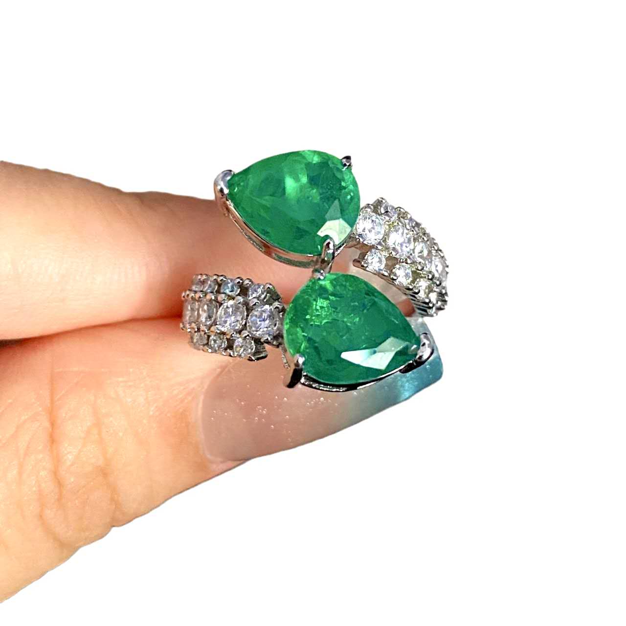 Pear Cut Emerald Green Zircon Bypass Ring, Adjustable Open Band Hypoallergenic Cocktail Statement Ring for Women