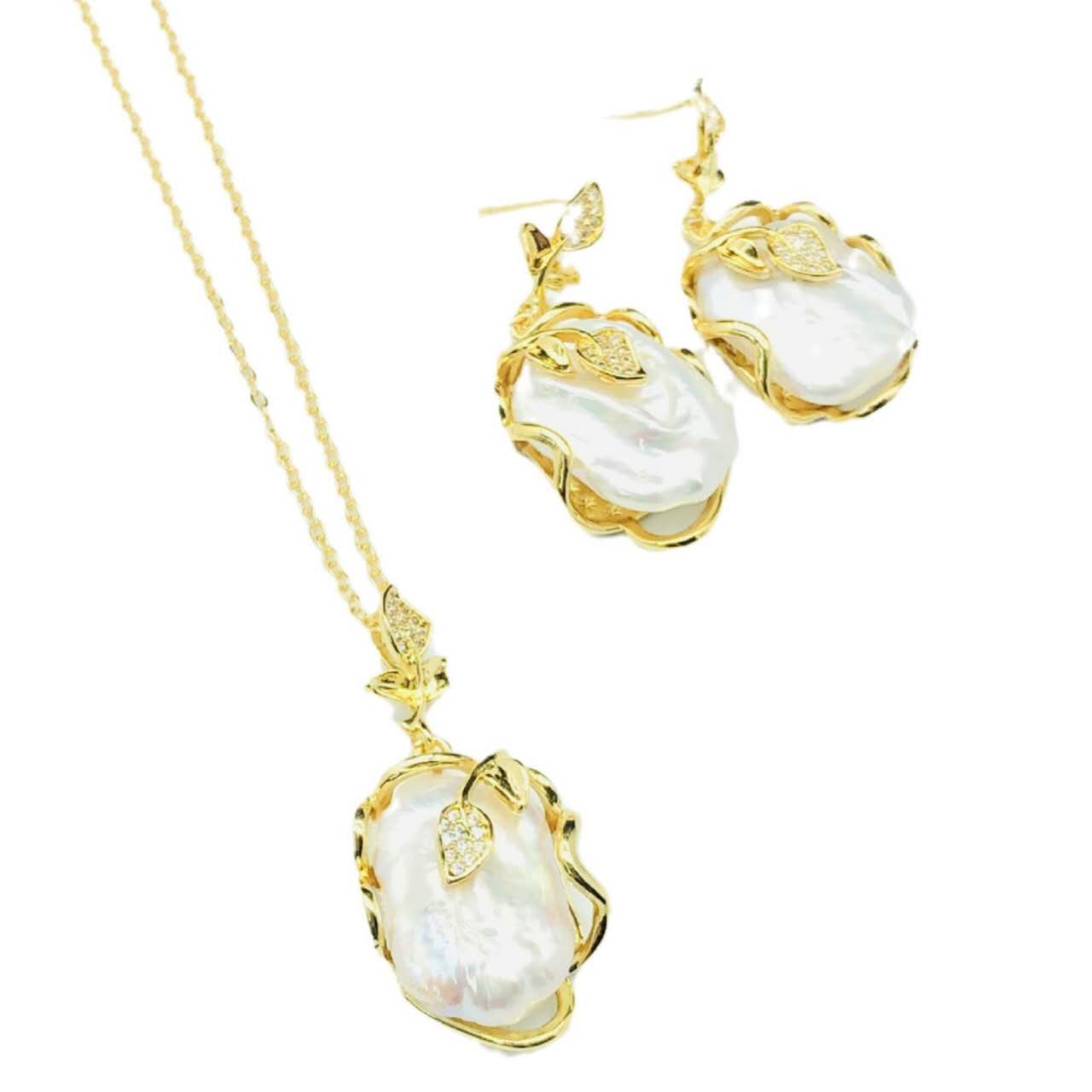 Parure de bijoux en perles baroques plaquées or : Collier, boucles d'oreilles et bague ajustable