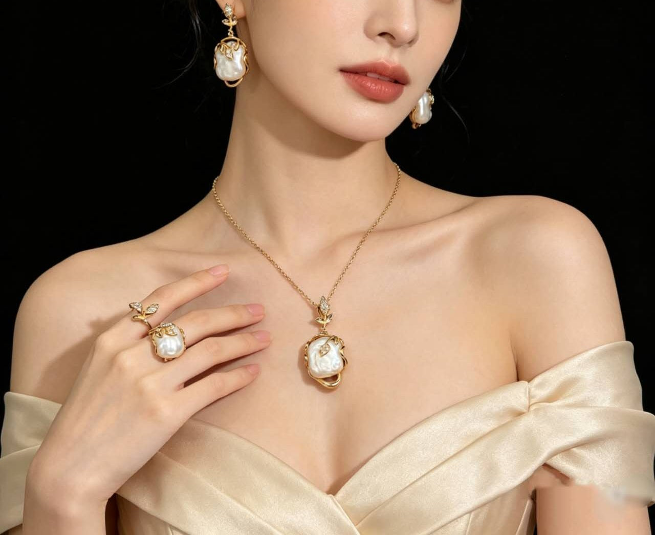Gold-Plated Baroque Pearl Jewelry Set: Necklace, Earrings & Adjustable Ring