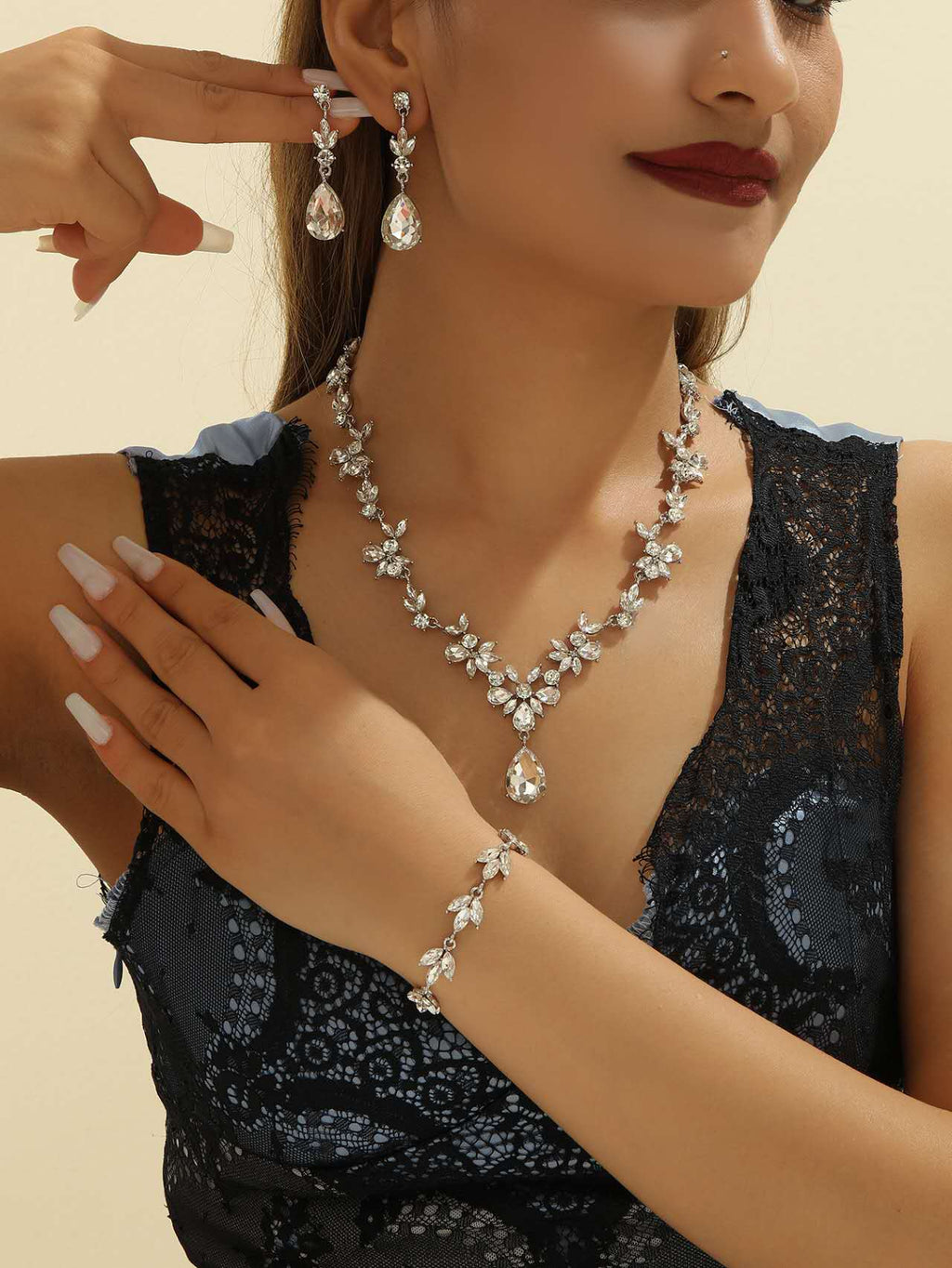 Crystal Floral Jewelry Set: Necklace, Earrings & Bracelet