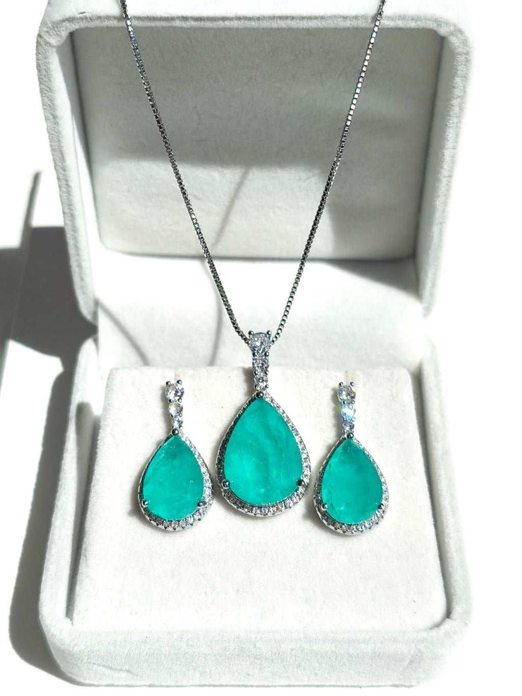 Parure de bijoux simulés Tourmaline Paraiba : collier et boucles d'oreilles, hypoallergénique