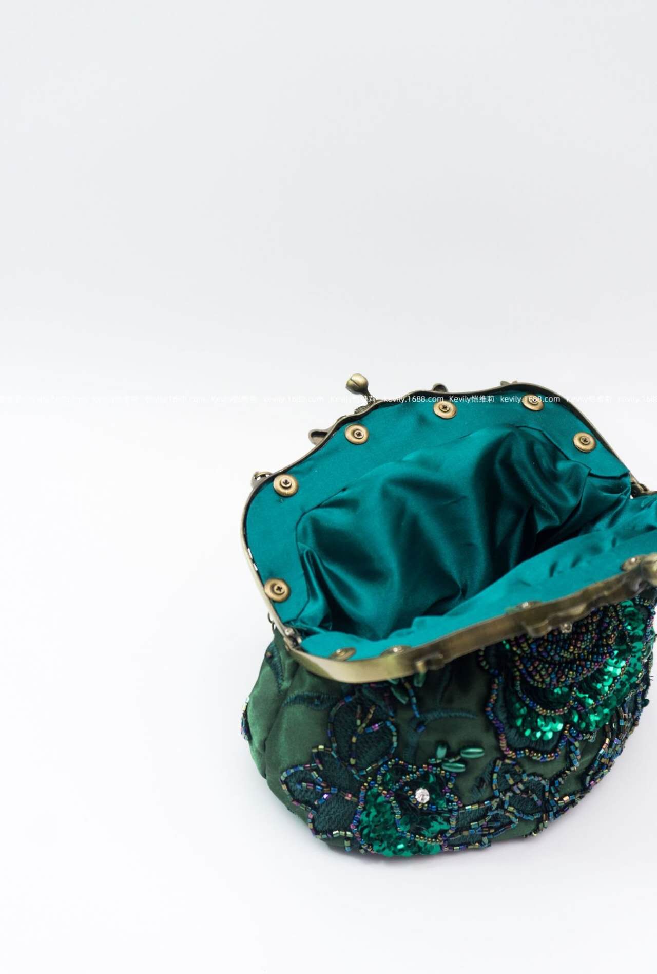 Vintage Hand Beaded Floral Kiss Lock Clutch, Black & Green Satin Evening Crossbody Purse for Qipao Dress