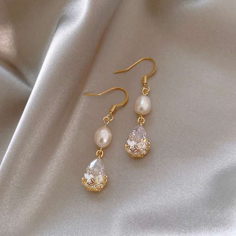 Natural Freshwater Pearl & Teardrop Zircon Drop Earrings, Gold Filigree Hypoallergenic Dangle Wedding Earrings for Women