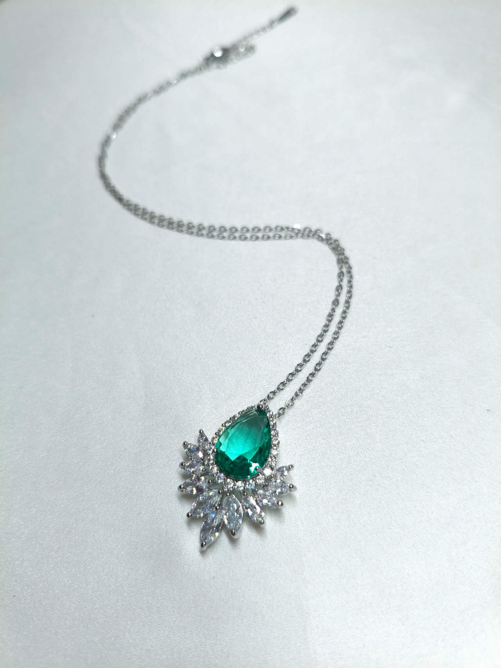 Pearl Cut Emerald Green Cubic Zircon Pendant Necklace Stainless Steel Chain