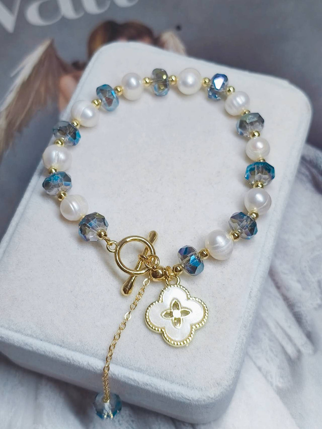 Four Leaf Clover Charm Bracelet Natural Freshwater Pearl Blue Faceted Crystal Beaded OT Clasp