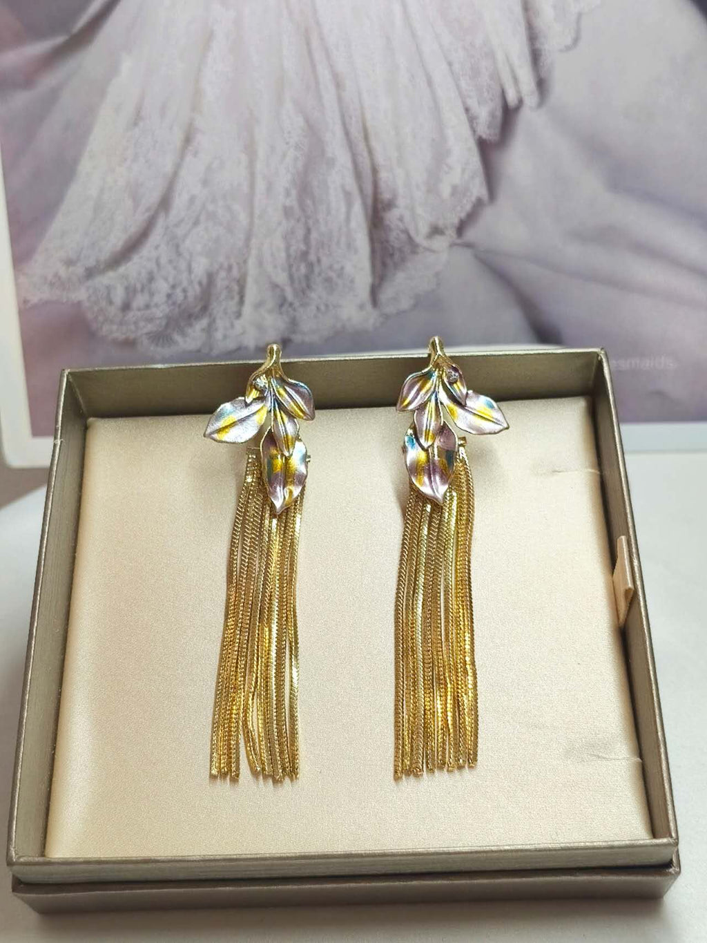 Hypoallergenic Enamel Leaf Tassel Dangle Earrings Iridescent Painted Long Chain Fringe Drop