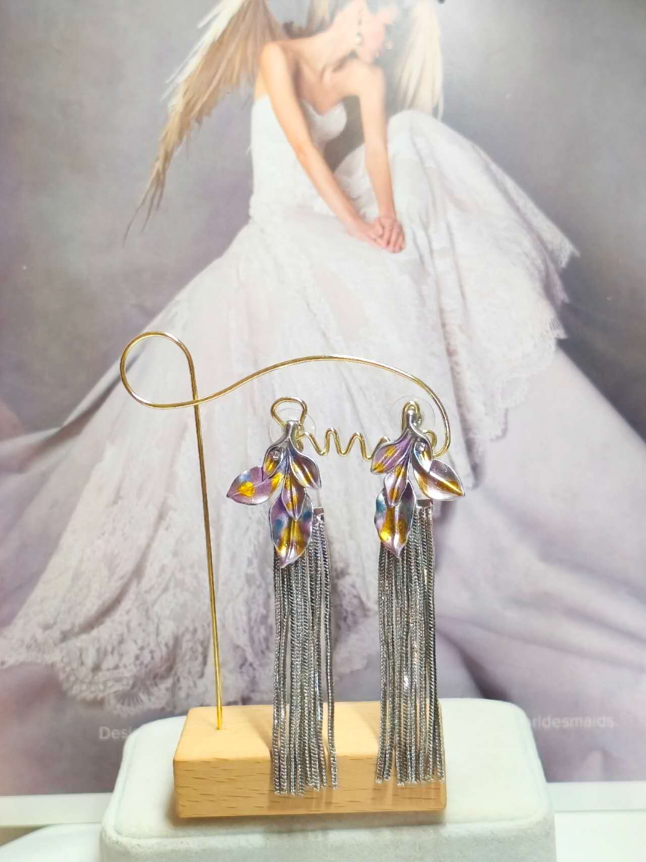 Hypoallergenic Enamel Leaf Tassel Dangle Earrings Iridescent Painted Long Chain Fringe Drop