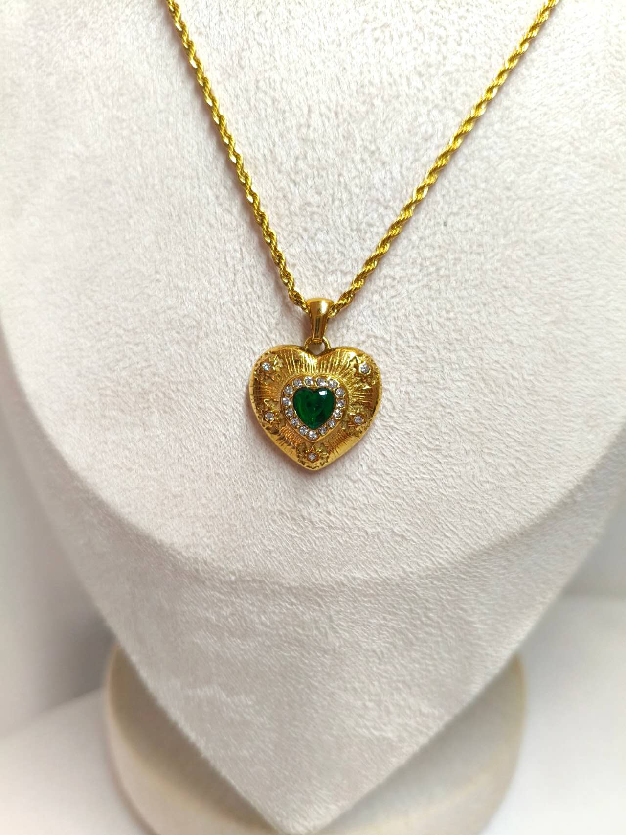 Vintage Heart Pendant Necklace Simulated Emerald CZ Halo Stainless Steel Twist Rope Chain