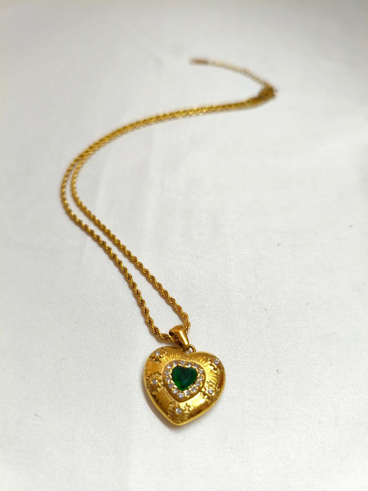 Vintage Heart Pendant Necklace Simulated Emerald CZ Halo Stainless Steel Twist Rope Chain
