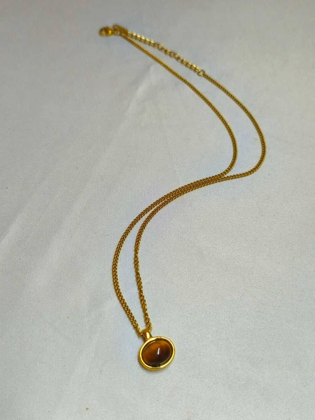 18K Gold Plated Stainless Steel Natural Tiger Eye Cabochon Pendant Necklace Dainty Curb Chain