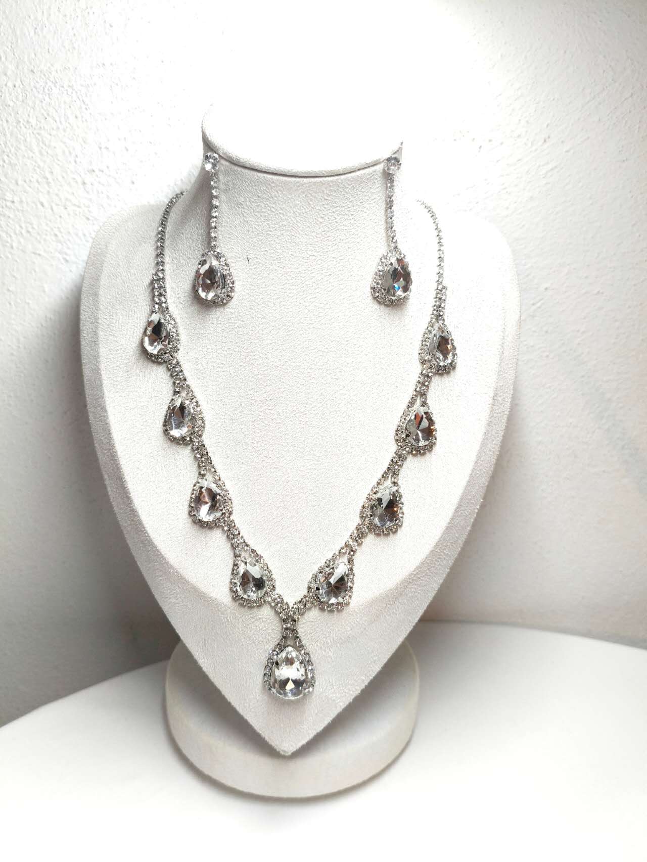 2Pcs Teardrop Clear Cubic Zirconia Jewelry Set Hypoallergenic Necklace Dangle Drop Earrings
