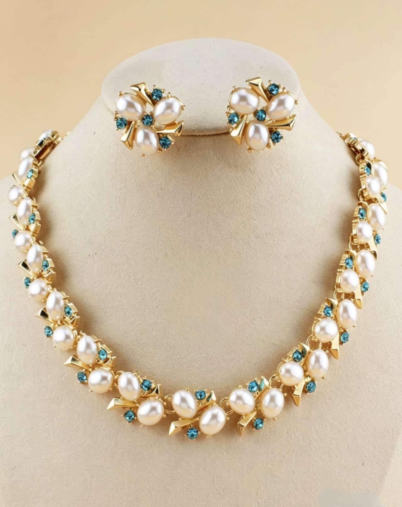 2Pcs Faux Pearl & Blue Rhinestone Jewelry Set Necklace Earrings Gold Plated Hypoallergenic
