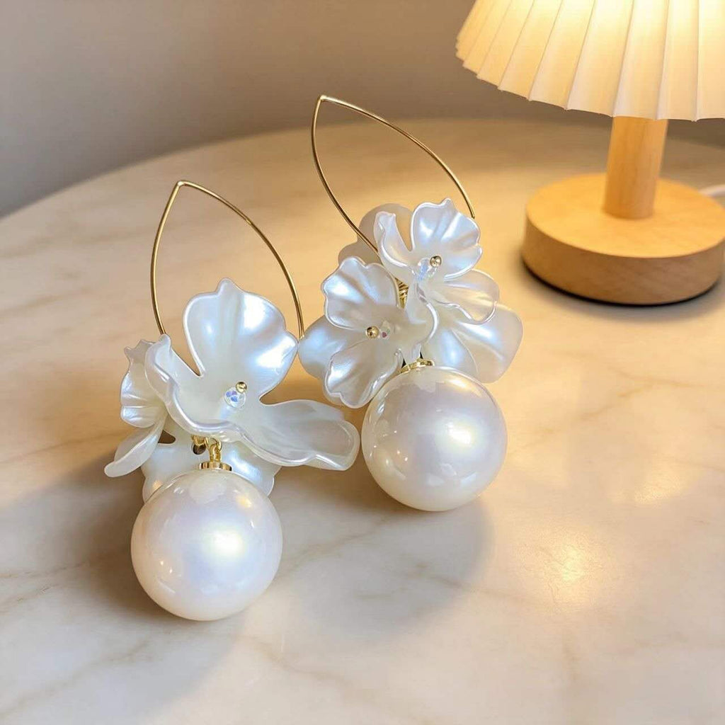 8cm French White Flower Pearl Drop Earrings, 2cm Large Round Pearl Gold Wire Hook Dangle Earrings Hypoallergenic Bridal Wedding Bohemian Jewelry