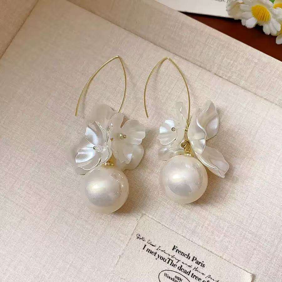 8cm French White Flower Pearl Drop Earrings, 2cm Large Round Pearl Gold Wire Hook Dangle Earrings Hypoallergenic Bridal Wedding Bohemian Jewelry