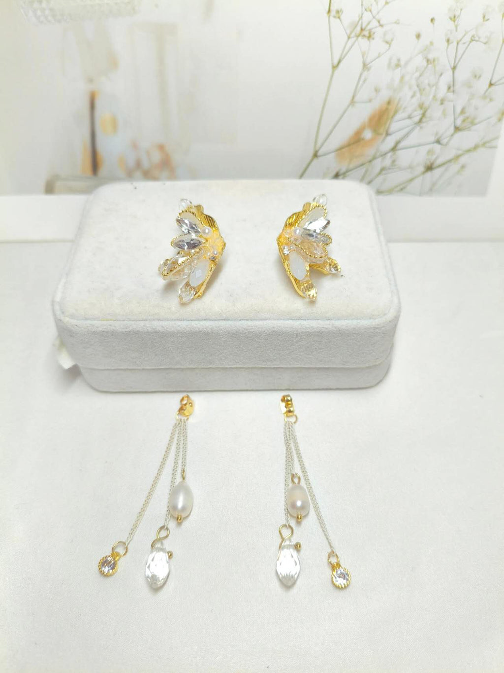 2 Ways Wear Butterfly Wing Crystal Pearl Earrings, Detachable Tassel Chain Dangle Stud Earrings Gold Plated Hypoallergenic Bridal Wedding Jewelry