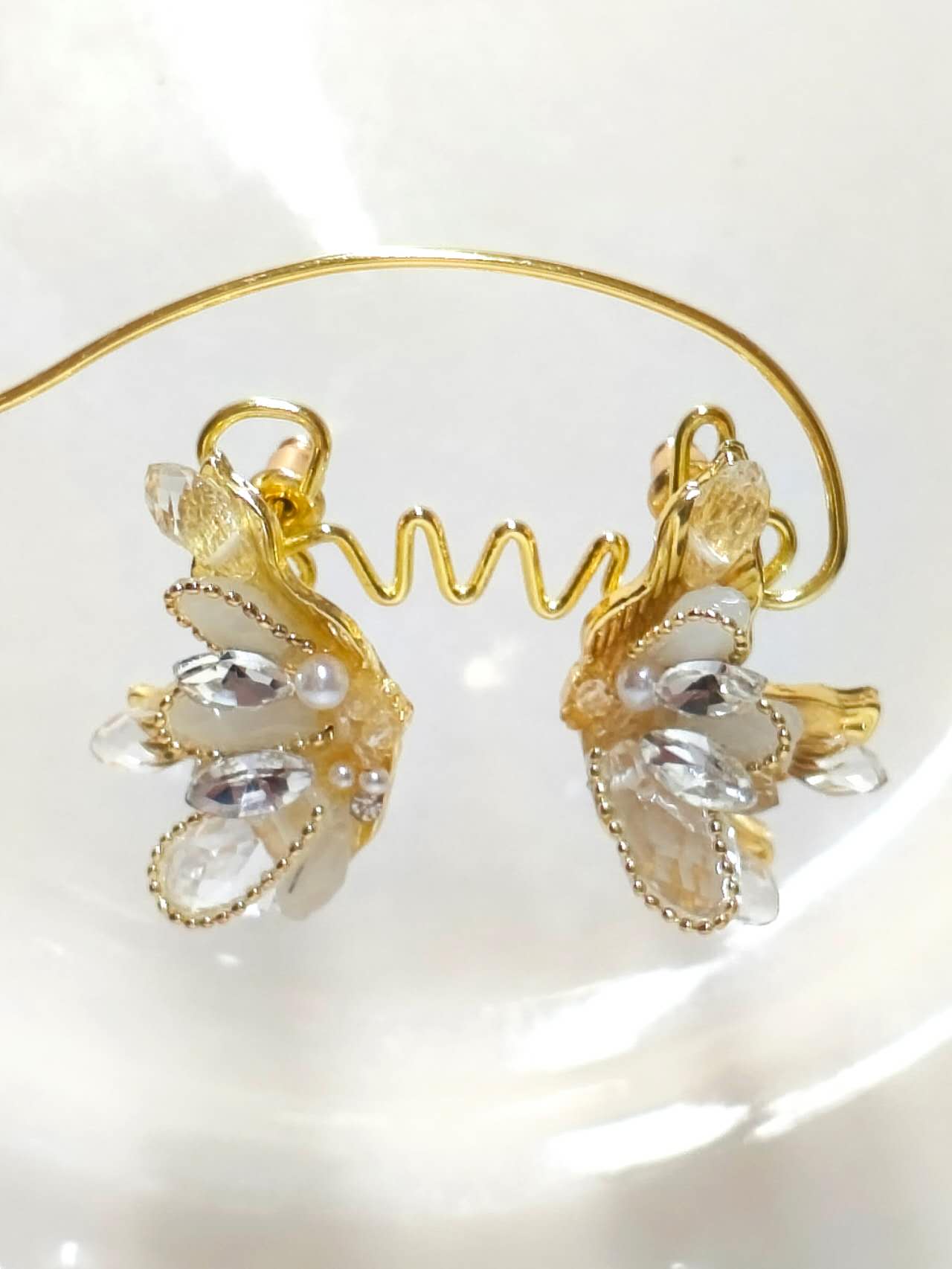 2 Ways Wear Butterfly Wing Crystal Pearl Earrings, Detachable Tassel Chain Dangle Stud Earrings Gold Plated Hypoallergenic Bridal Wedding Jewelry
