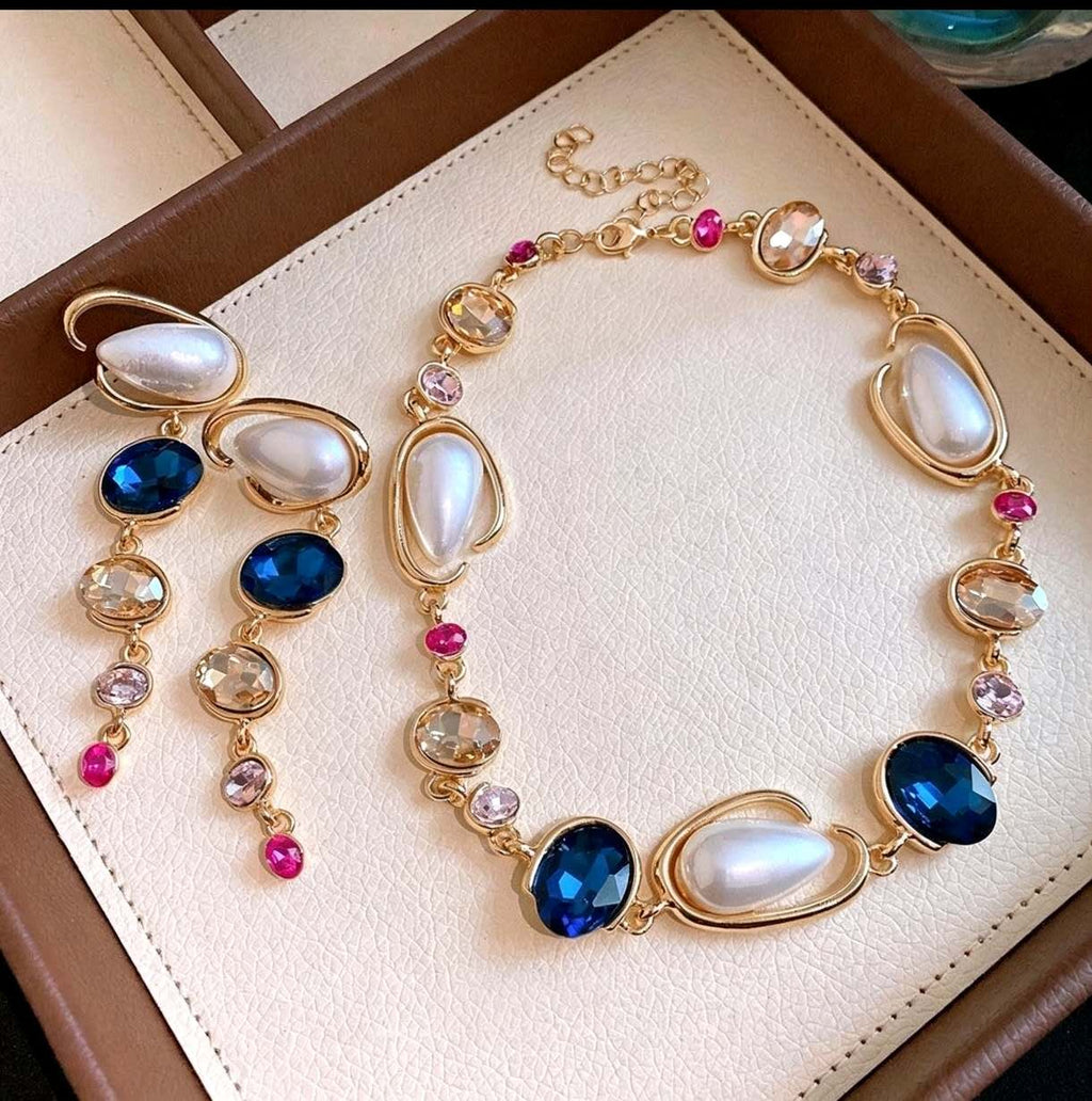 Set with irregular pearls, blue crystals and zirconia 2 PCS