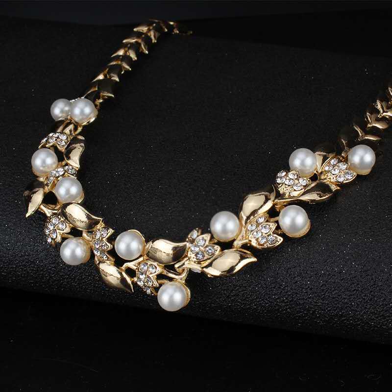 Fashion set of pearls French style 2 PCS