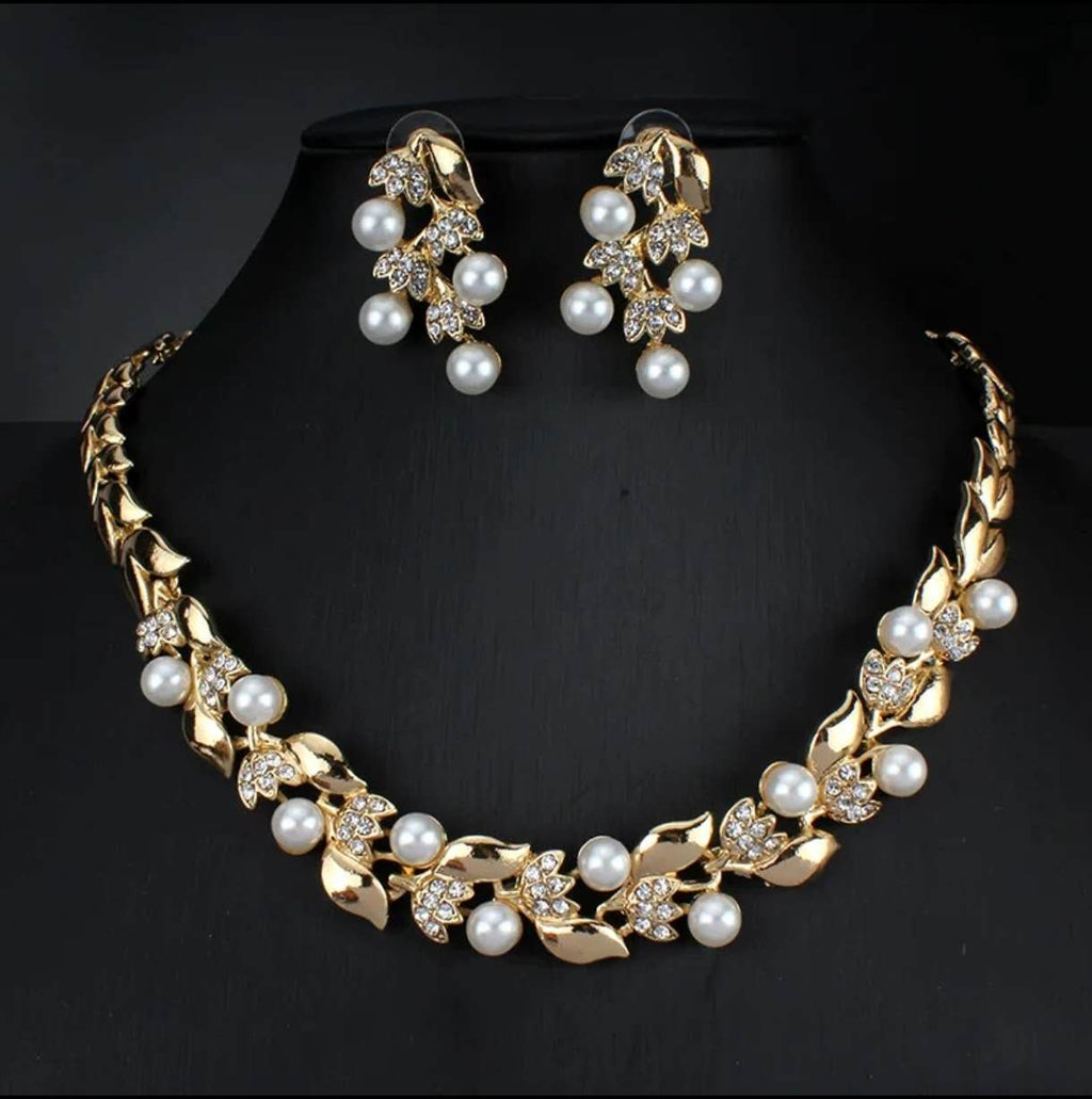 Fashion set of pearls French style 2 PCS