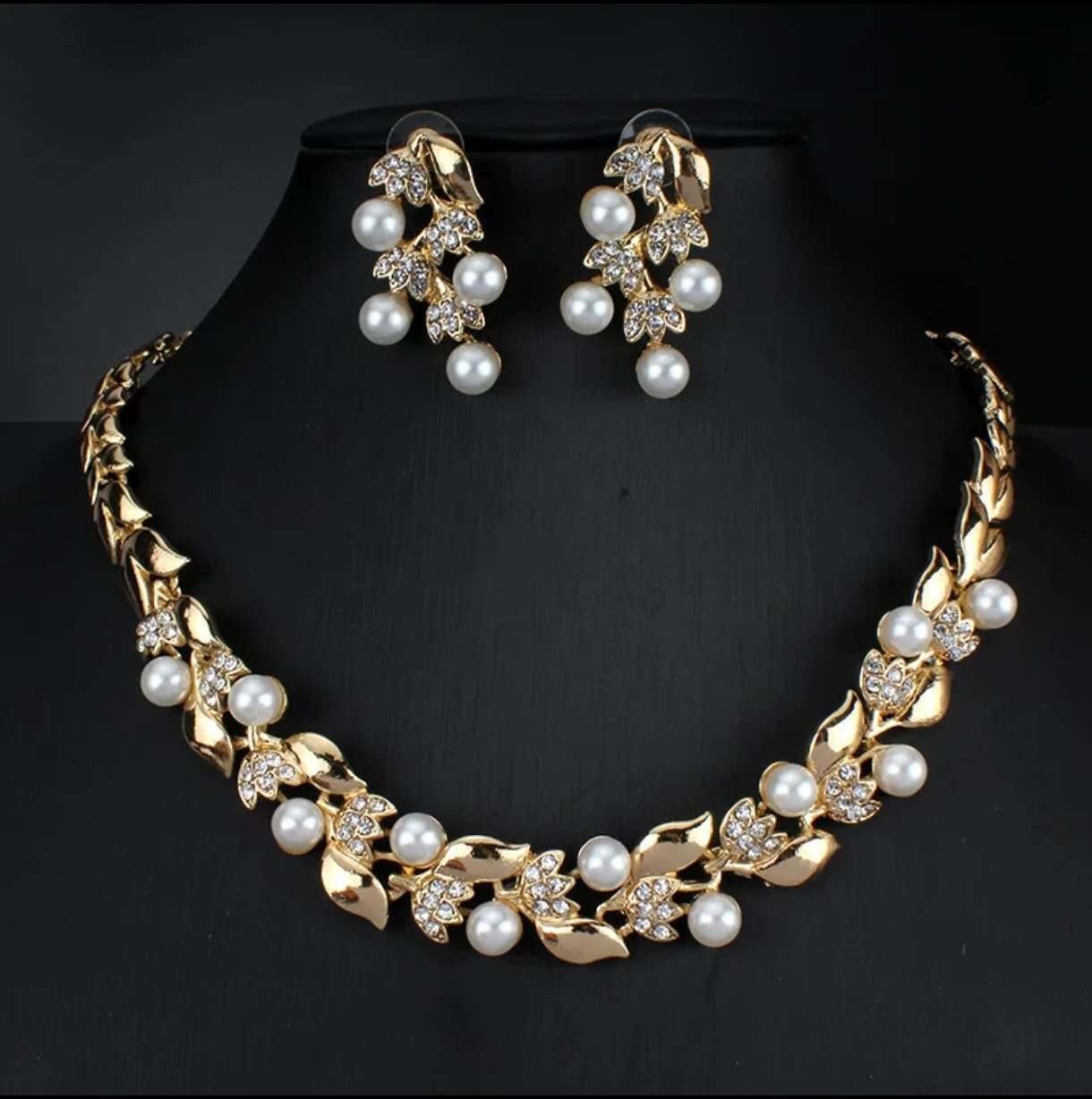 Fashion set of pearls French style 2 PCS
