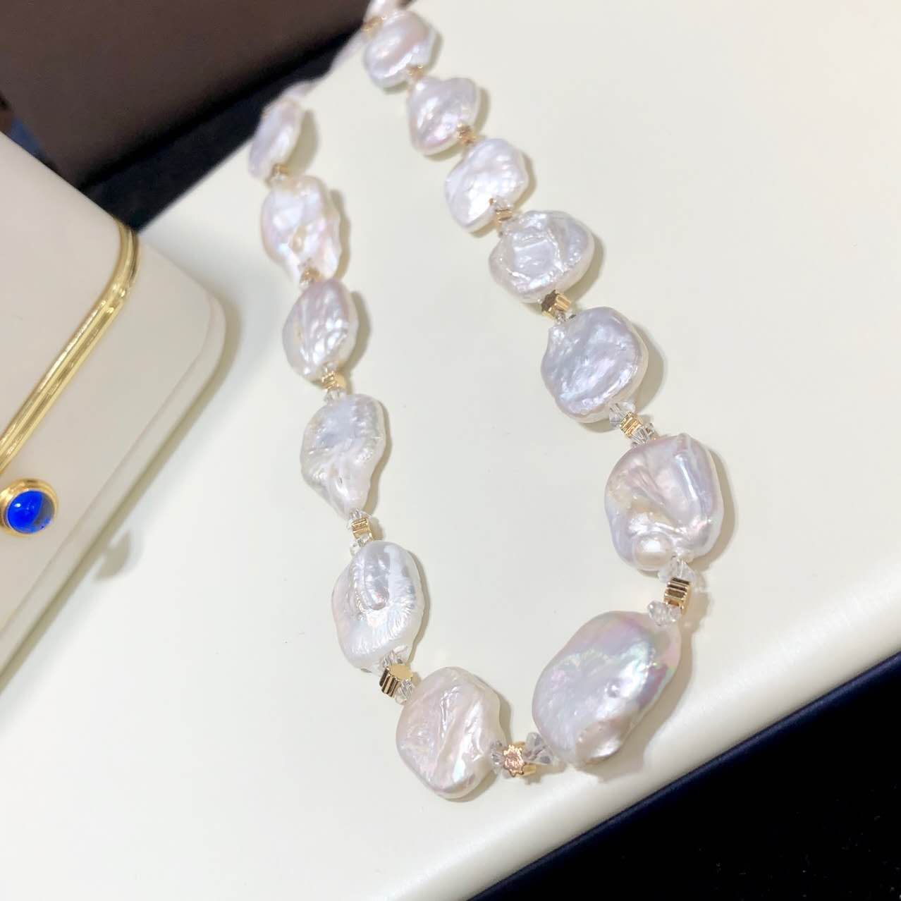 Necklace of natural baroque pearls