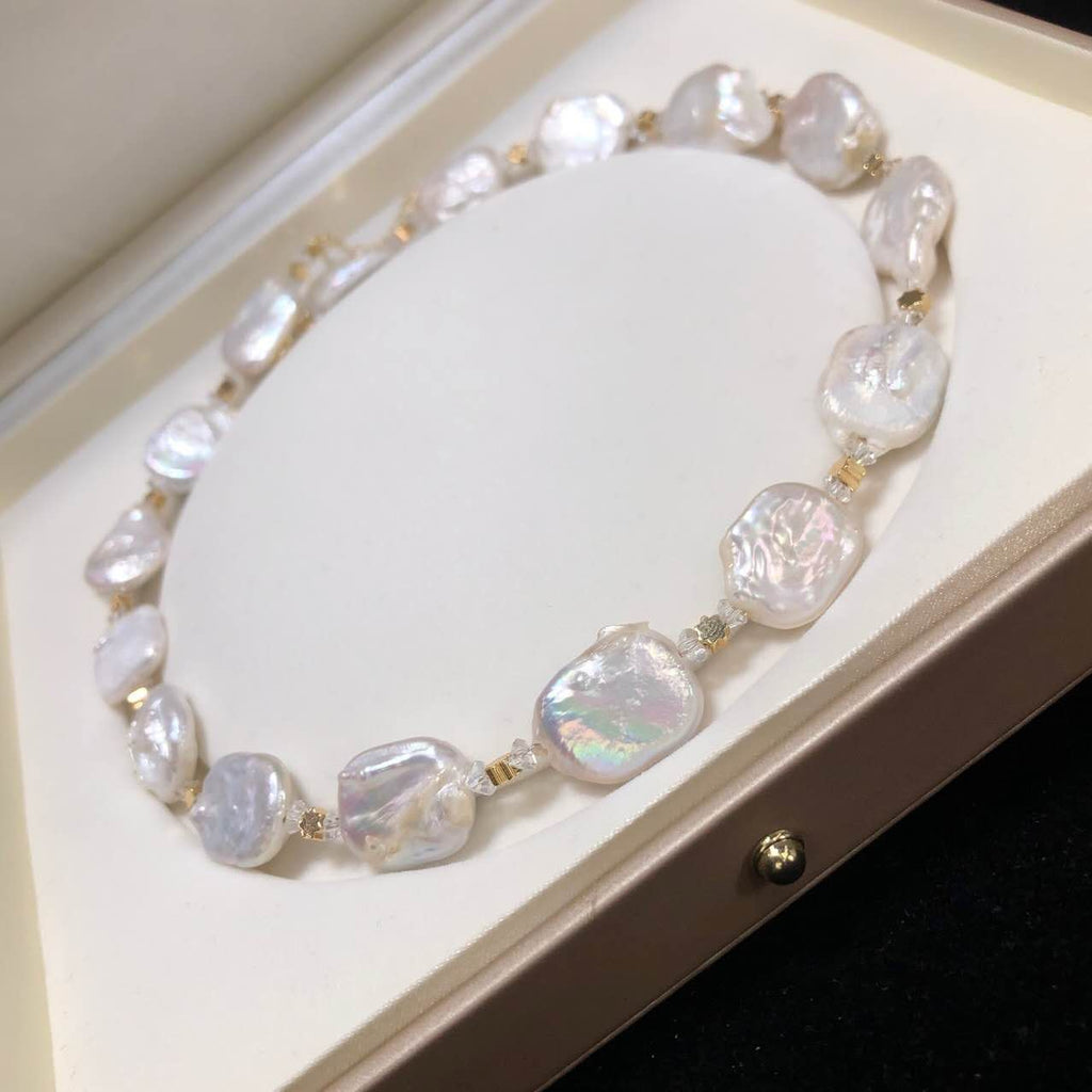 Necklace of natural baroque pearls