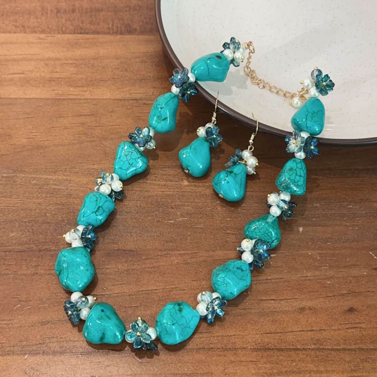 Natural Turquoise Beaded  and Natural Pearl Blue set 2 PCS