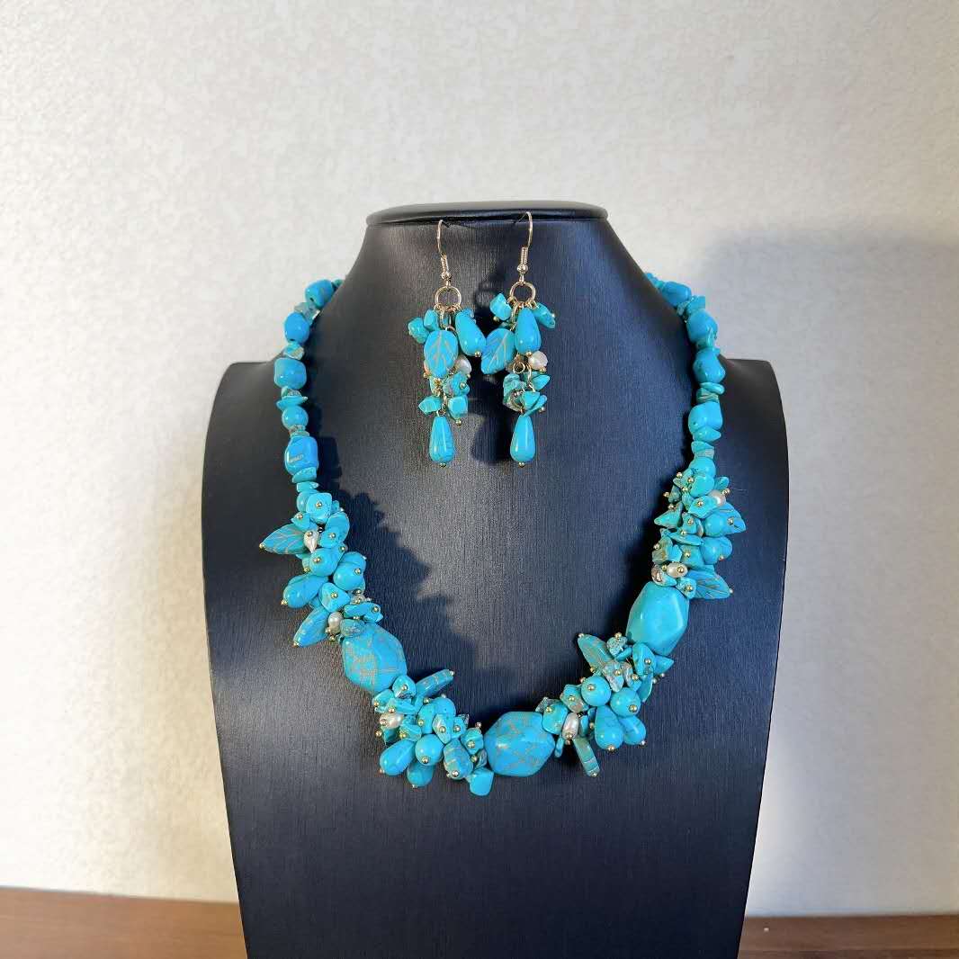 Boho natural Turquoise and Natural Pearl jewellery set 2 PCS
