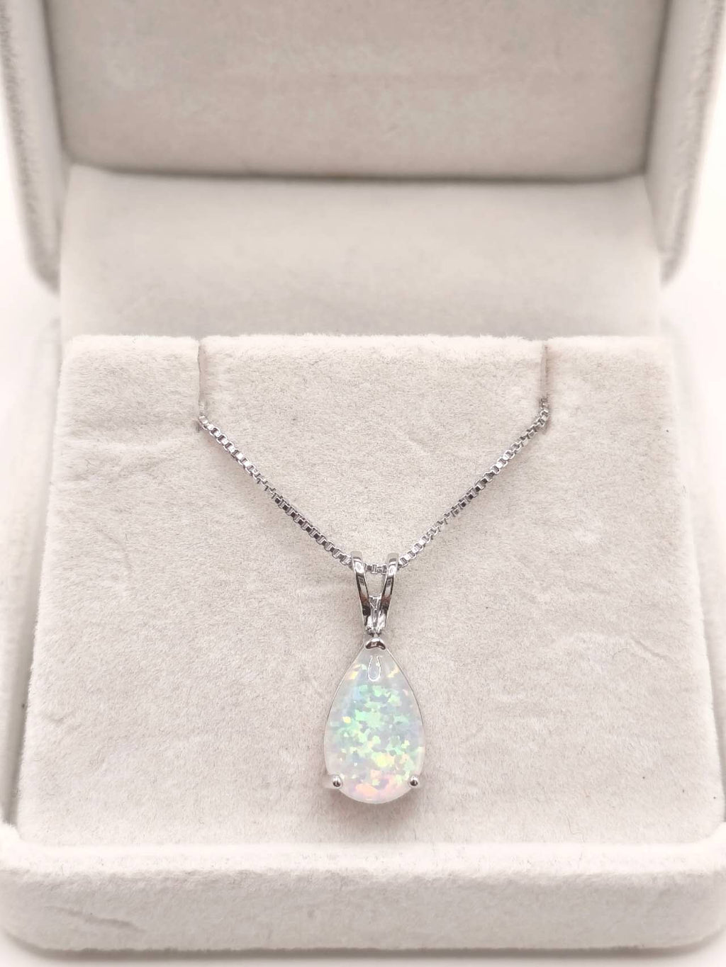 18K white gold plated teardrop-shaped opal necklace