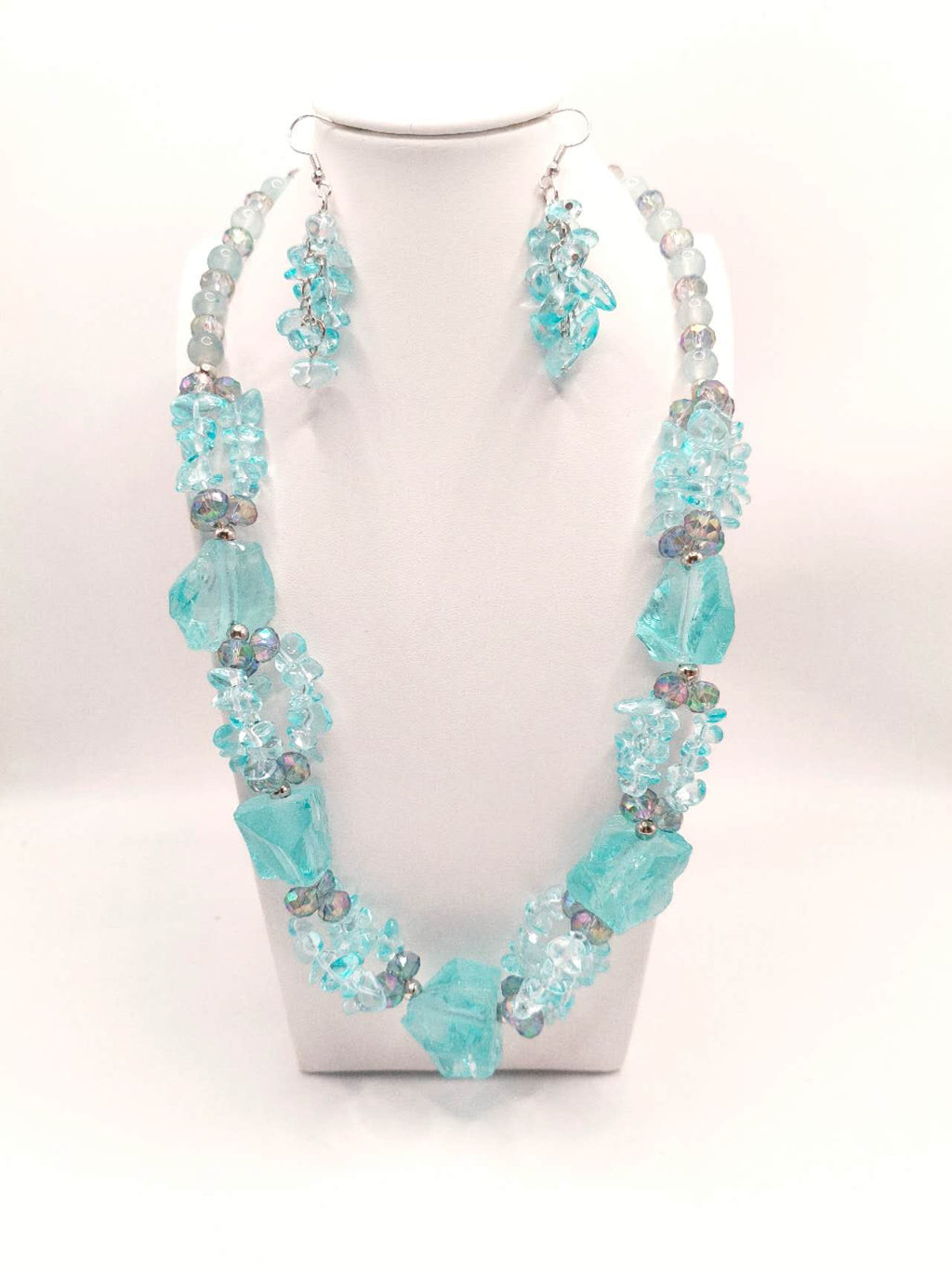 Complete set of handcrafted beads, natural aquamarine stones and crystals 2PCS