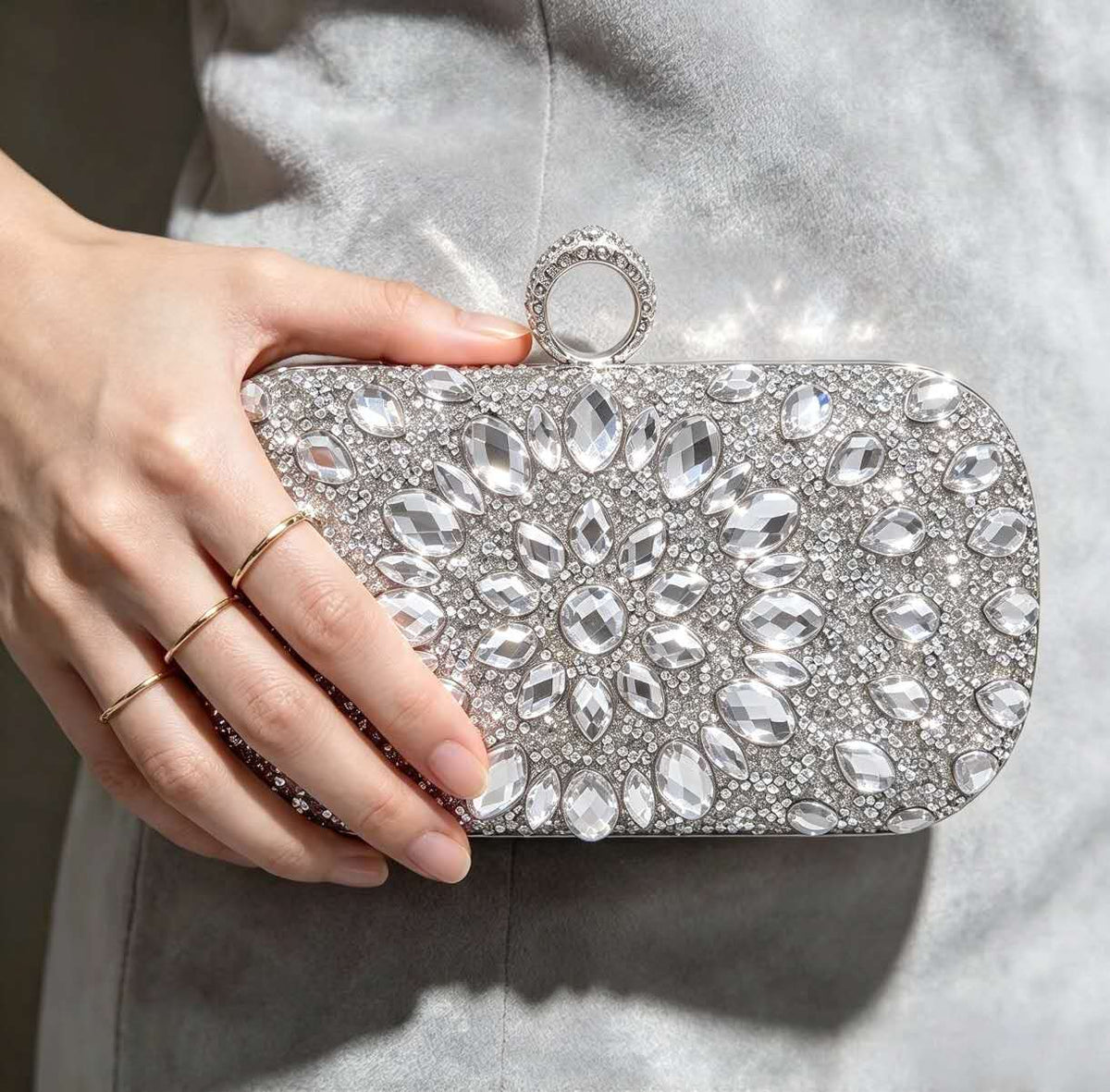 Luxury Rhinestone Zircon Hard Case Evening Clutch Bag, Women Sparkly Crystal Formal Handbag Detachable Chain Strap Ring Clasp Purse for Wedding Prom Party