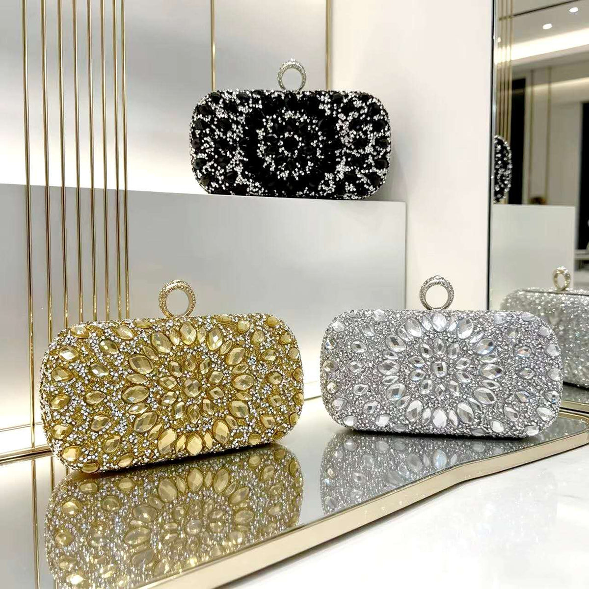 Luxury Rhinestone Zircon Hard Case Evening Clutch Bag, Women Sparkly Crystal Formal Handbag Detachable Chain Strap Ring Clasp Purse for Wedding Prom Party