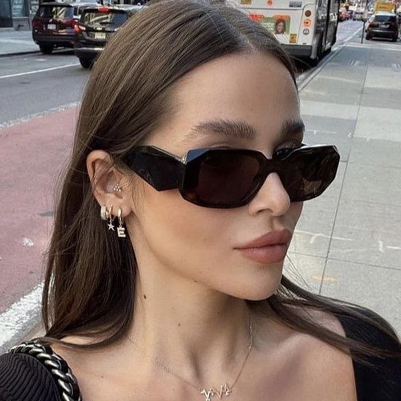 Small Polygon Rectangle Frame Women's Sunglasses Fashion Brand Designer Sun Glasses Men Classic Black Glasses Shades UV400