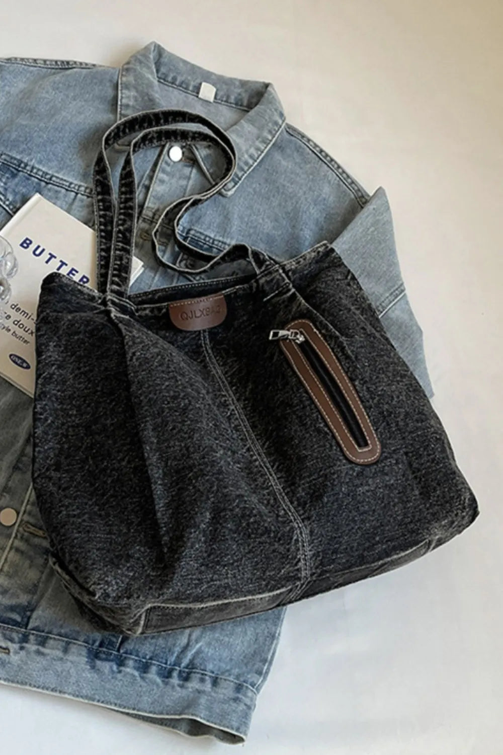 Sac fourre-tout en jean de taille moyenne