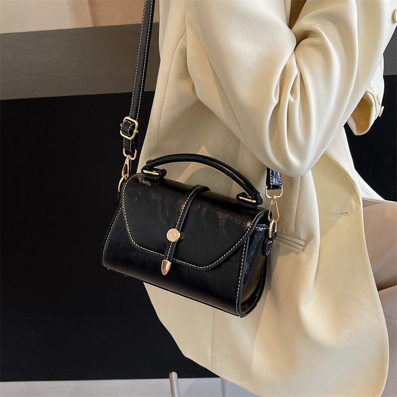 Crossbody small square bag