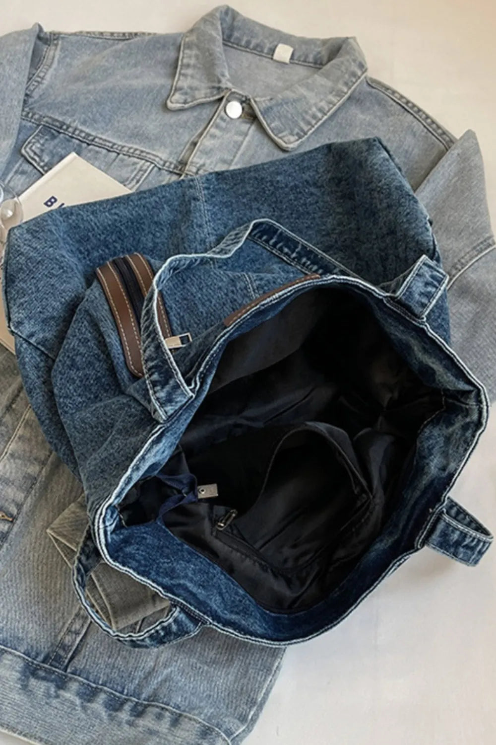 Sac fourre-tout en jean de taille moyenne