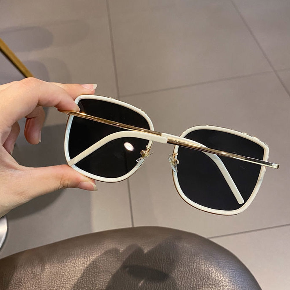 New Trend Square Sunglasses Women Vintage Oversized Sun Glasses Men Brand Designer Fashion Outdoor UV400 Sunglasses