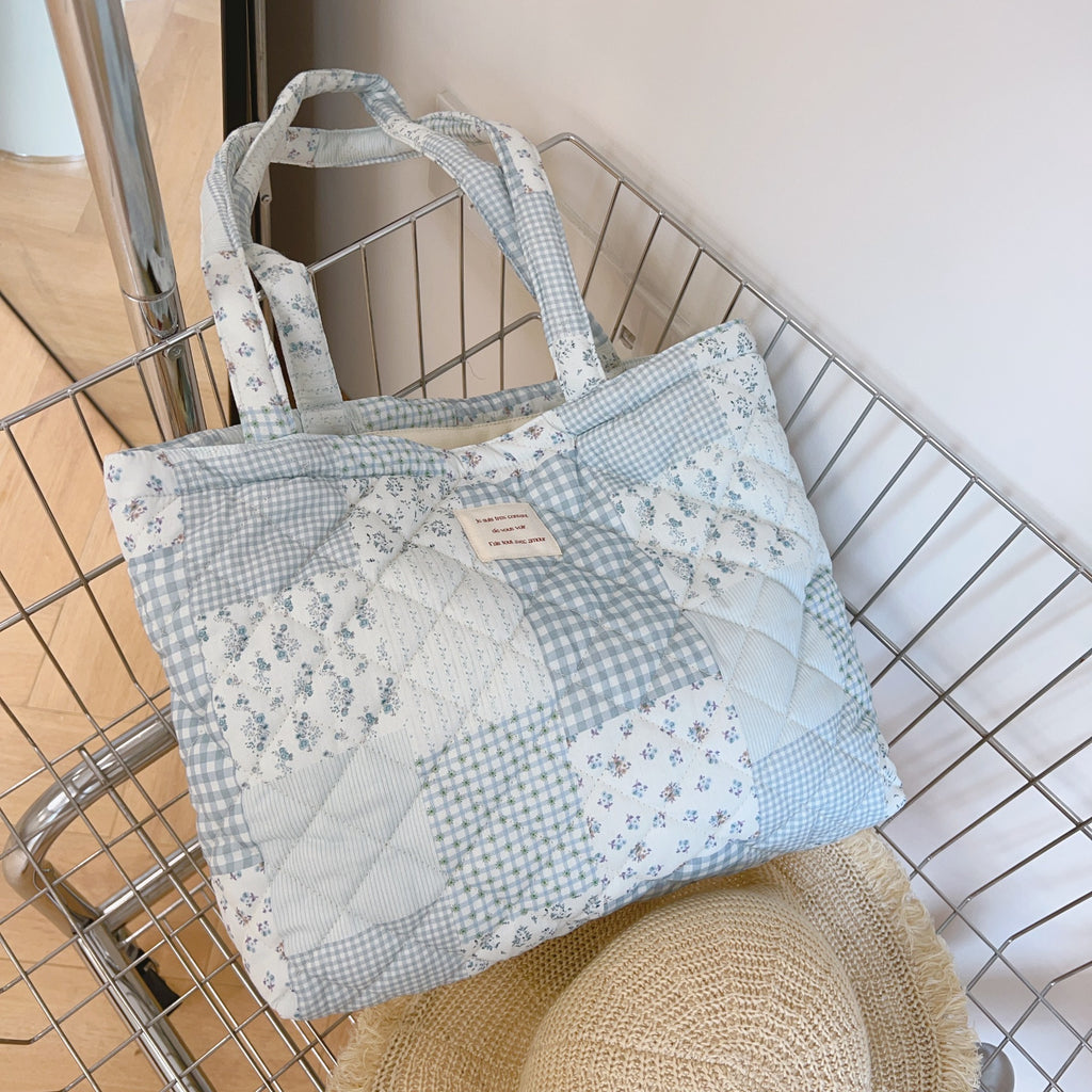 Floral Quilted Cotton Single Shoulder Large Bag with Large Capacity Mommy Bag and Book Bag