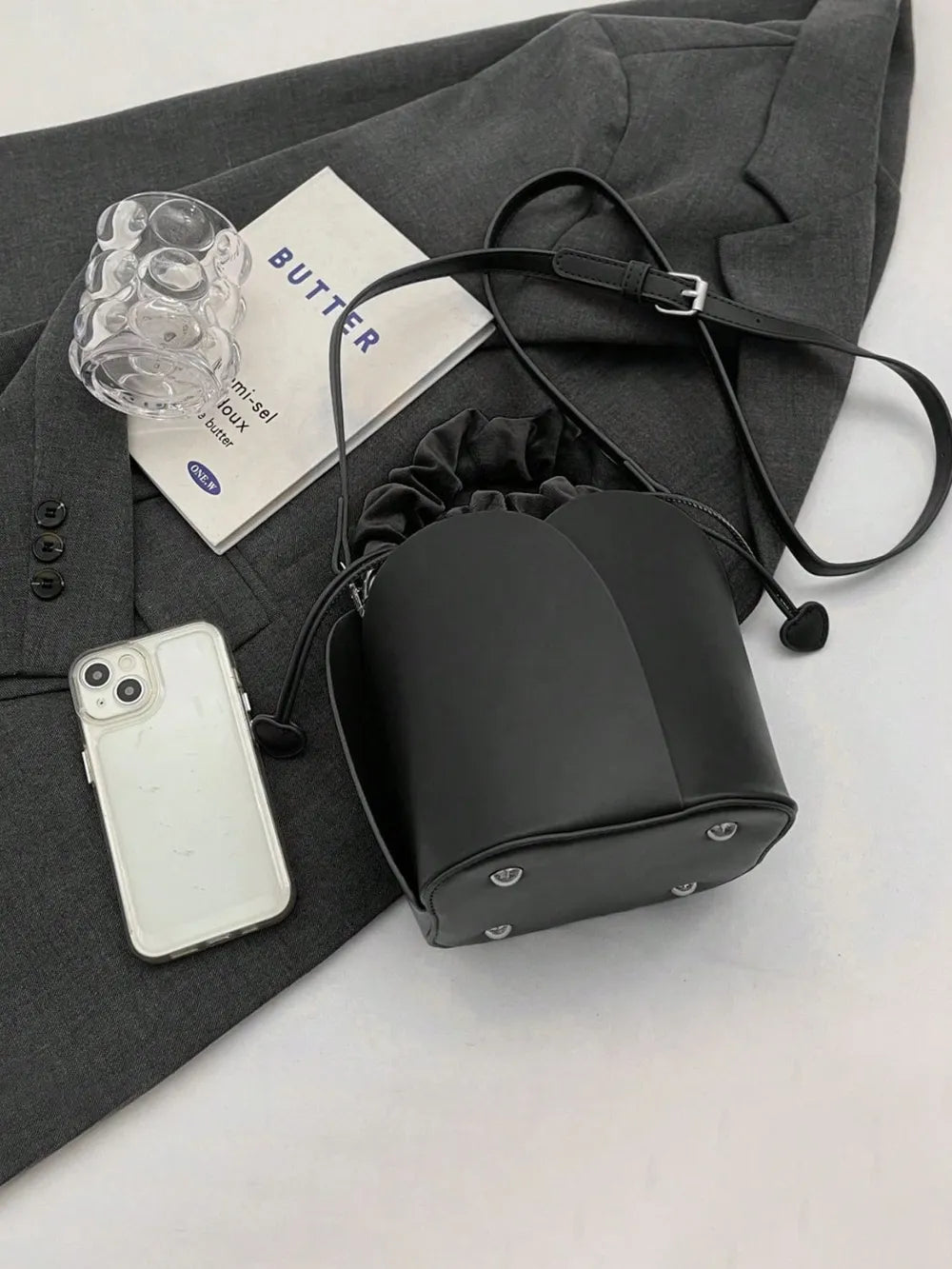 Sac seau en cuir PU avec cordon de serrage