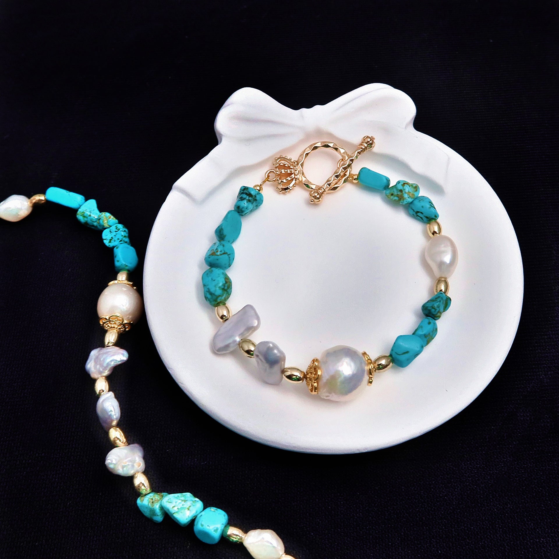 Freshwater Baroque Pearl Turquoise Beaded Bracelet Necklace, Natural Stone Bracelet, Original Design, Lightweight Luxury, Elegant Style