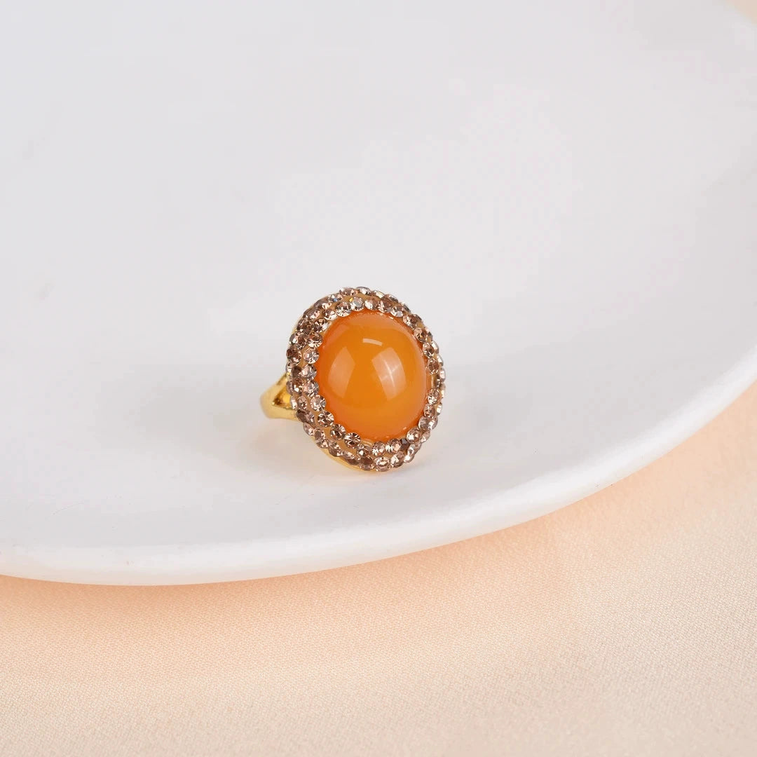 Vintage Large Oval Cabochon Gem Ring Sparkly Rhinestone Surround Open Adjustable Finger Ring Anti-Fade Gold Plated Party Jewelry Gift