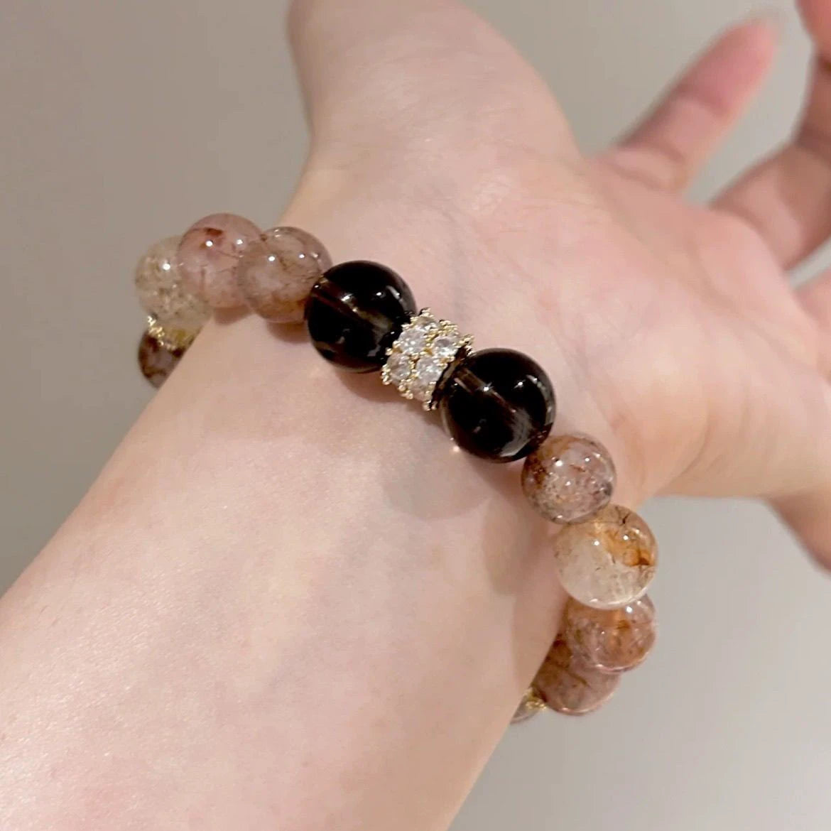 Vintage Black Gold Crystal Bracelet Natural Red Hair Rutilated Quartz Smoky Quartz Bracelet Energy Healing Crystal Bracelet for Daily Wear & Gifting