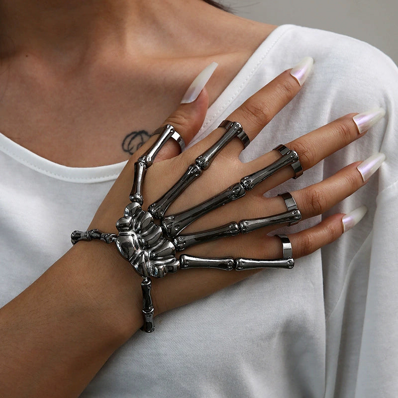 Gothic Punk Skeleton Hand Bone Finger Rings Bracelet, Adjustable Skull Hand Slave Bracelet, Halloween Cosplay Accessory