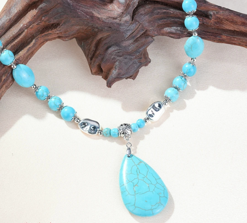 Southwest Ethnic Natural Cracked Turquoise Drop C Pendant Mid-Length Beaded Sweater Chain Irregular Silver Accent Beads Retro Western Cowgirl Casual Jewelry