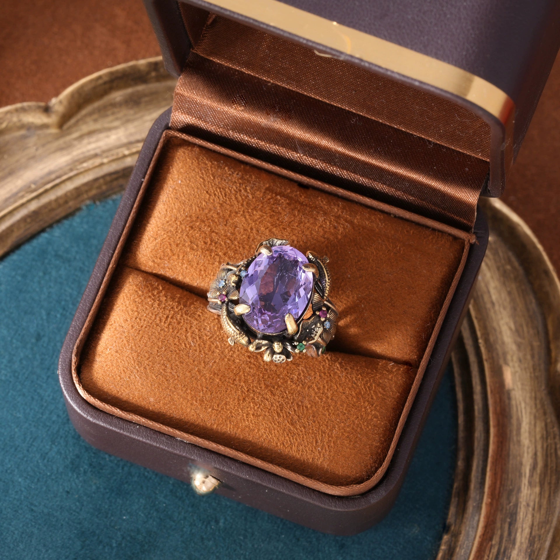 Vintage Oval Simulated Amethyst Open Adjustable Ring Two-Tone Metal Fish Lotus Carved Cocktail Statement Ring Women Retro Jewelry Gift