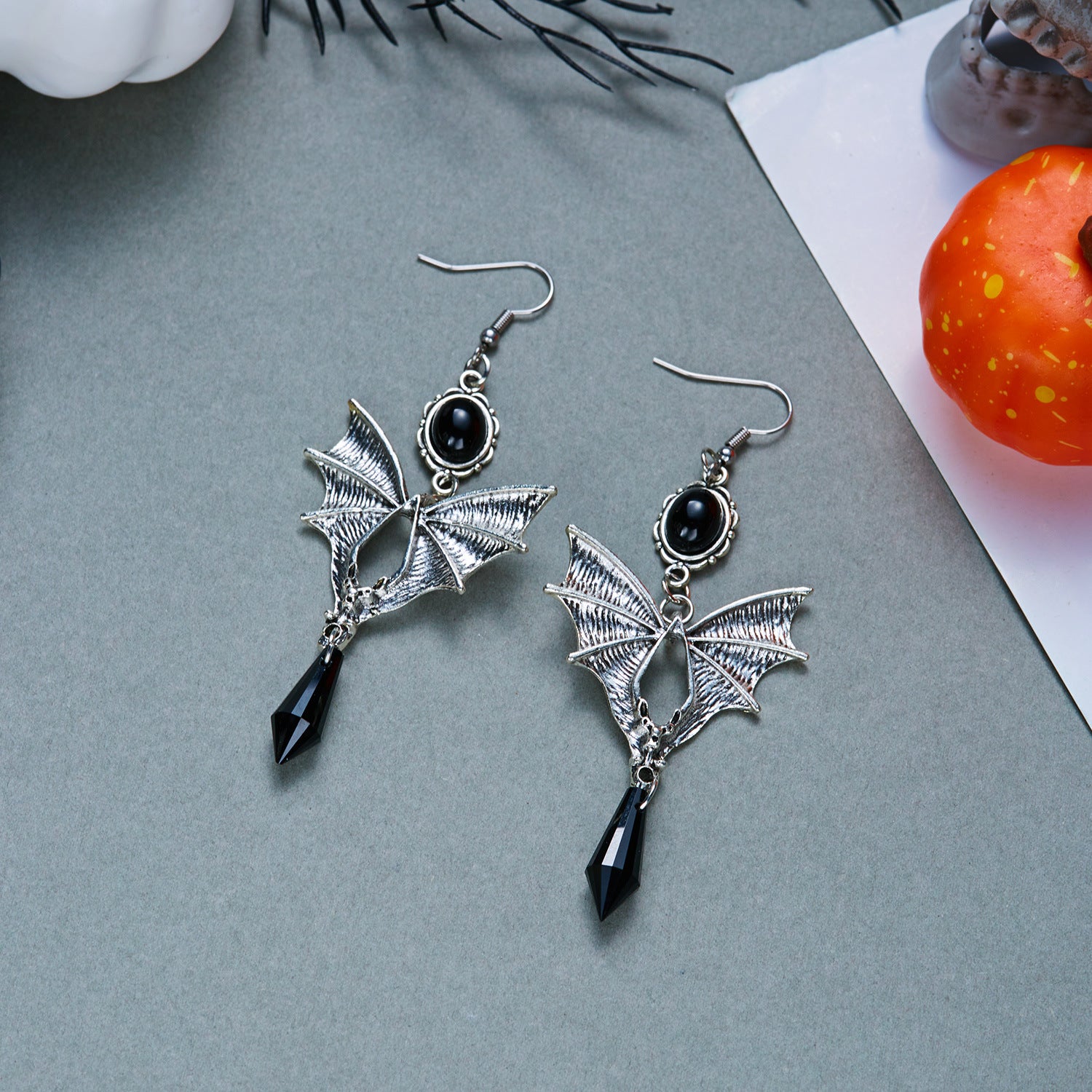 Vintage Gothic Bat Wing Jewelry Set, Halloween Crystal Pendant Necklace & Dangle Earrings Set Dark Punk Demon Wing Matching Jewelry For Women