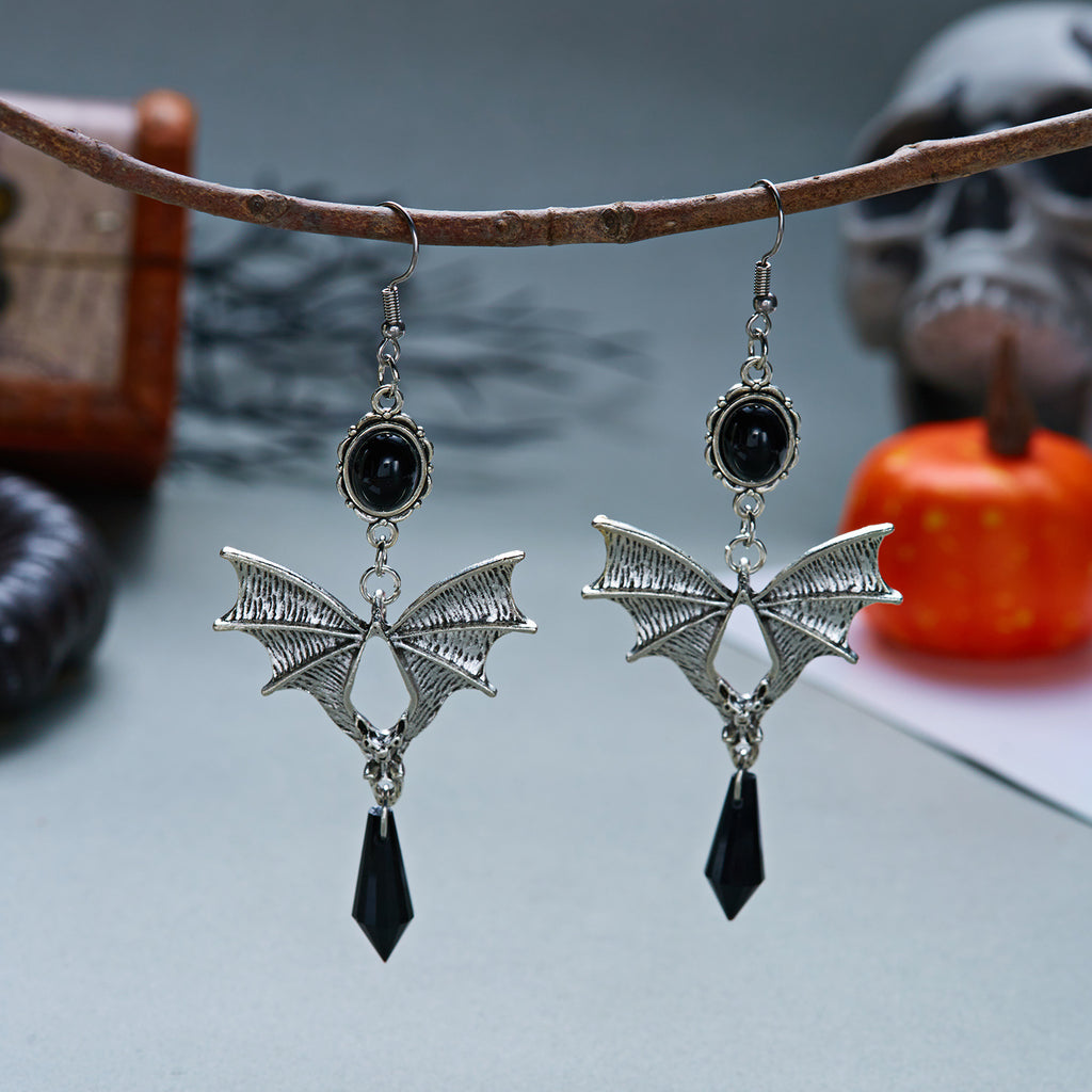 Vintage Gothic Bat Wing Jewelry Set, Halloween Crystal Pendant Necklace & Dangle Earrings Set Dark Punk Demon Wing Matching Jewelry For Women
